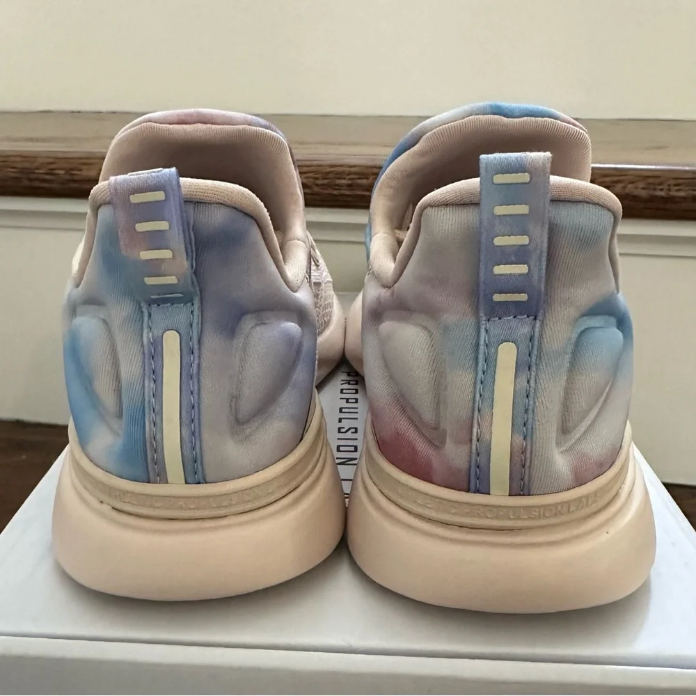 NWT APL Techloom Tracer Size 6 SOLD OUT style - Picture 6 of 10